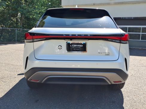 Certified 2023 Lexus RX 350 Premium w/ Cold Area Package AWD/4WD image 22