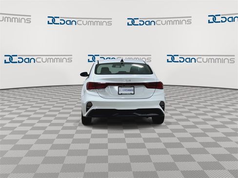 Used 2023 Kia Forte LXS image 8