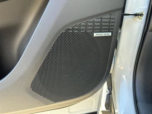 Used 2023 Subaru Solterra AWD image 13