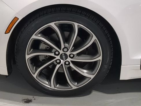 Used 2019 Lincoln MKZ Reserve w/ Reserve Plus Package FWD image 17