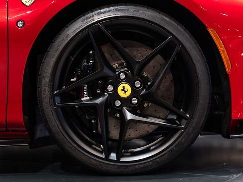 Certified 2023 Ferrari F8 Tributo RWD image 16