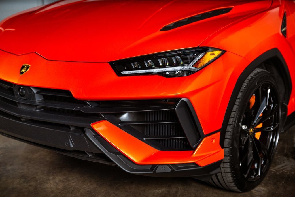 Used 2024 Lamborghini Urus S AWD/4WD image 46