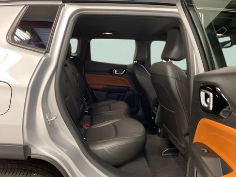 Used 2025 Jeep Compass Limited AWD/4WD image 29