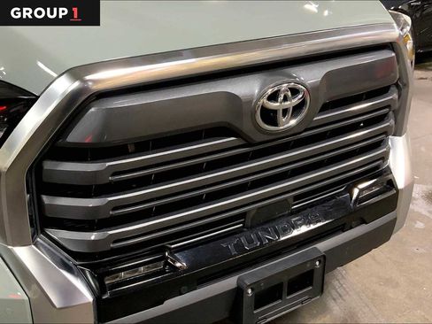 Certified 2025 Toyota Tundra Limited AWD/4WD image 30