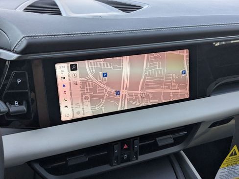 New 2026 Porsche Macan Electric image 17