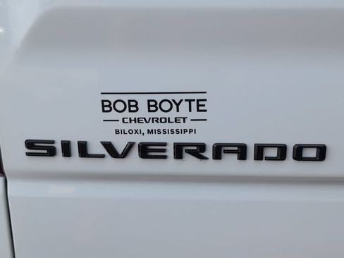 New 2026 Chevrolet Silverado 1500 W/T w/ Z71 Off-Road Package AWD/4WD image 6