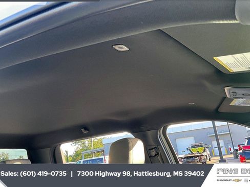 Used 2025 Toyota Tundra SR5 AWD/4WD image 17