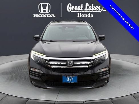 Used 2017 Honda Pilot Touring image 8