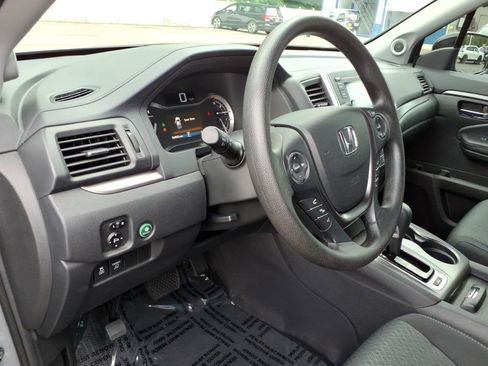 Used 2019 Honda Ridgeline Sport image 14