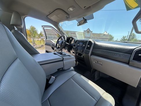 Used 2019 Ford F250 XL RWD image 12