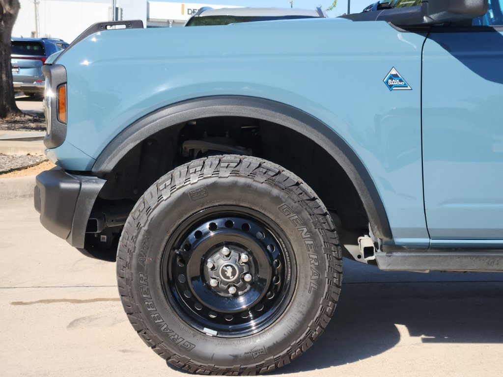 Used 2023 Ford Bronco Black Diamond AWD/4WD image 18