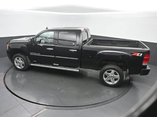 Used 2014 GMC Sierra 2500 Denali w/ Snow Plow Prep Package AWD/4WD image 37