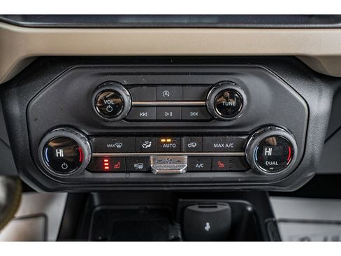 Used 2025 Ford Bronco Big Bend image 16