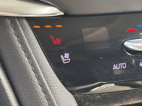 Used 2019 Cadillac XT5 Premium Luxury AWD/4WD image 49