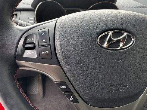 Used 2016 Hyundai Genesis Coupe 3.8 image 20