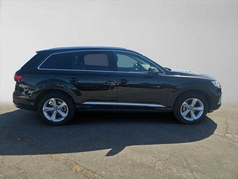 Used 2023 Audi Q7 2.0T Premium w/ Convenience Package AWD/4WD image 2