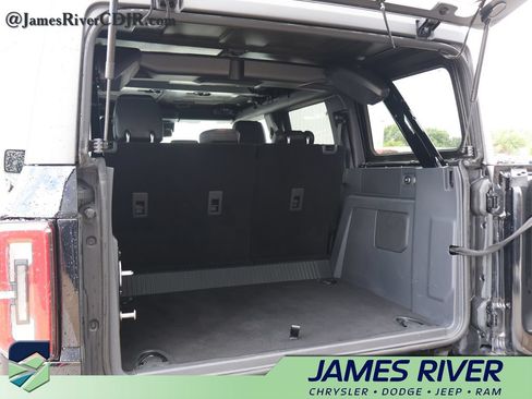Used 2024 Ford Bronco Wildtrak AWD/4WD image 15