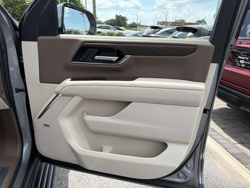 Used 2026 GMC Yukon XL Denali w/ Sun & Power Step Package RWD image 14