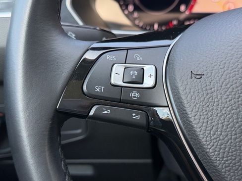 Used 2019 Volkswagen Tiguan SEL FWD image 23