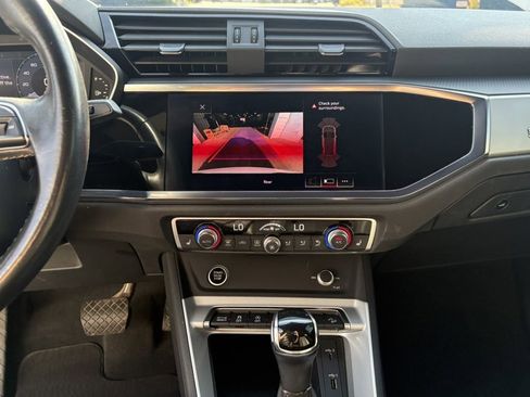 Used 2021 Audi Q3 2.0T Premium w/ Convenience Package image 18