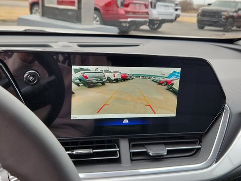 New 2026 Chevrolet Trax LT w/ Driver Confidence Package image 14