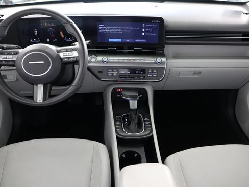 Used 2024 Hyundai Kona SEL AWD/4WD image 2