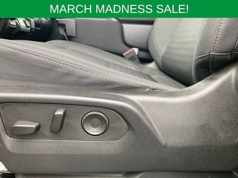 Used 2024 Chevrolet Silverado 2500 Custom w/ Custom Value Package image 10