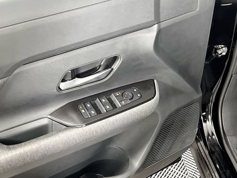 New 2026 Nissan Kicks SV w/ Cold Weather Package AWD/4WD image 15