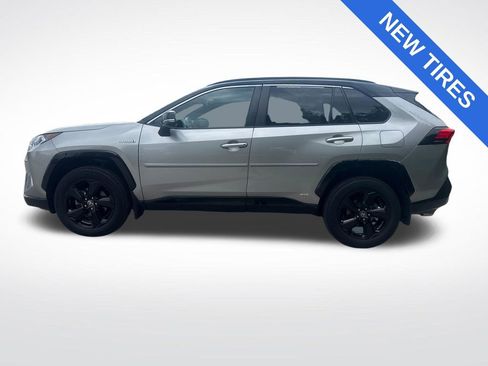Used 2021 Toyota RAV4 XSE AWD/4WD image 6