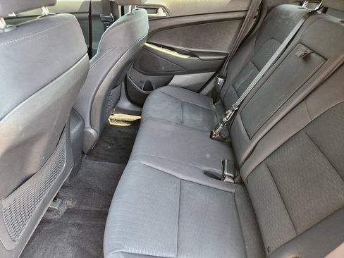 Used 2019 Hyundai Tucson SE FWD image 19