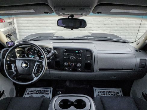 Used 2012 Chevrolet Silverado 3500 W/T w/ LPO, Protection Package image 9