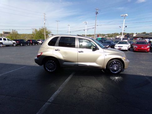 Used 2006 Chrysler PT Cruiser GT image 5