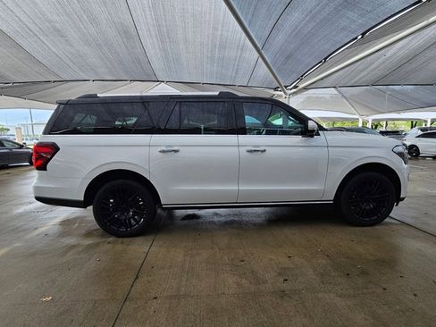 Used 2024 Ford Expedition Max Limited image 4