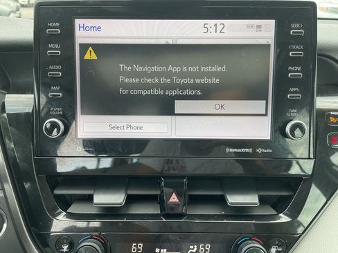 Used 2021 Toyota Camry XLE AWD/4WD image 19
