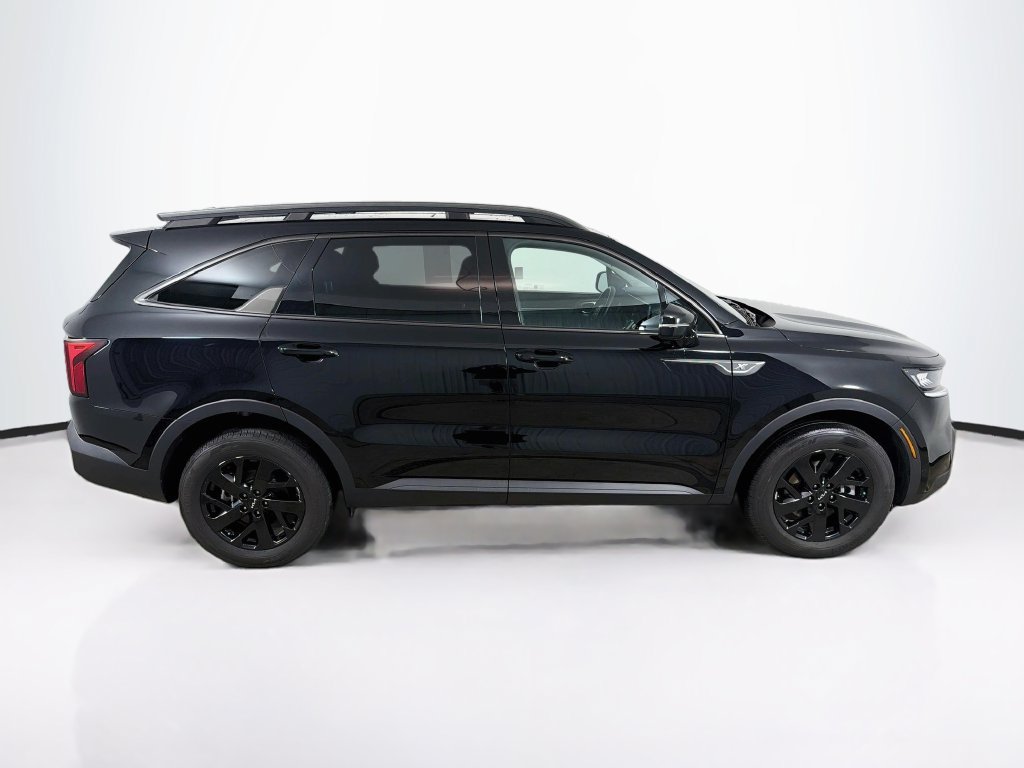 Used 2023 Kia Sorento S w/ Panoramic Sunroof Package AWD/4WD image 4