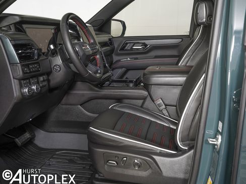 Used 2026 GMC Yukon AT4 Ultimate w/ LPO, Floor Liner Package image 16