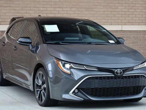 Used 2022 Toyota Corolla XSE FWD image 4