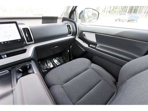 Used 2025 Ford Expedition Max Active RWD image 12