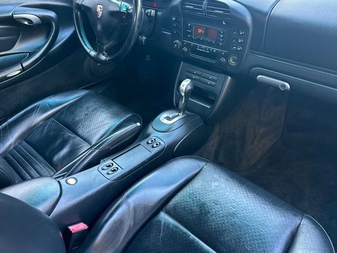 Used 2002 Porsche 911 Carrera 4 image 17