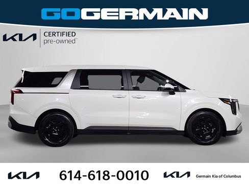 Certified 2025 Kia Carnival image 8