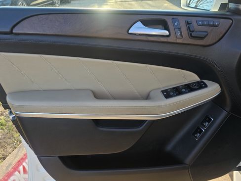 Used 2013 Mercedes-Benz GL 450 4MATIC w/ Premium 2 Pkg image 27