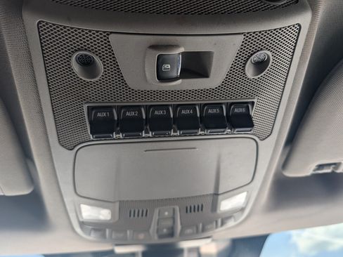 Used 2017 Ford F350 Lariat w/ Lariat Ultimate Package AWD/4WD image 25
