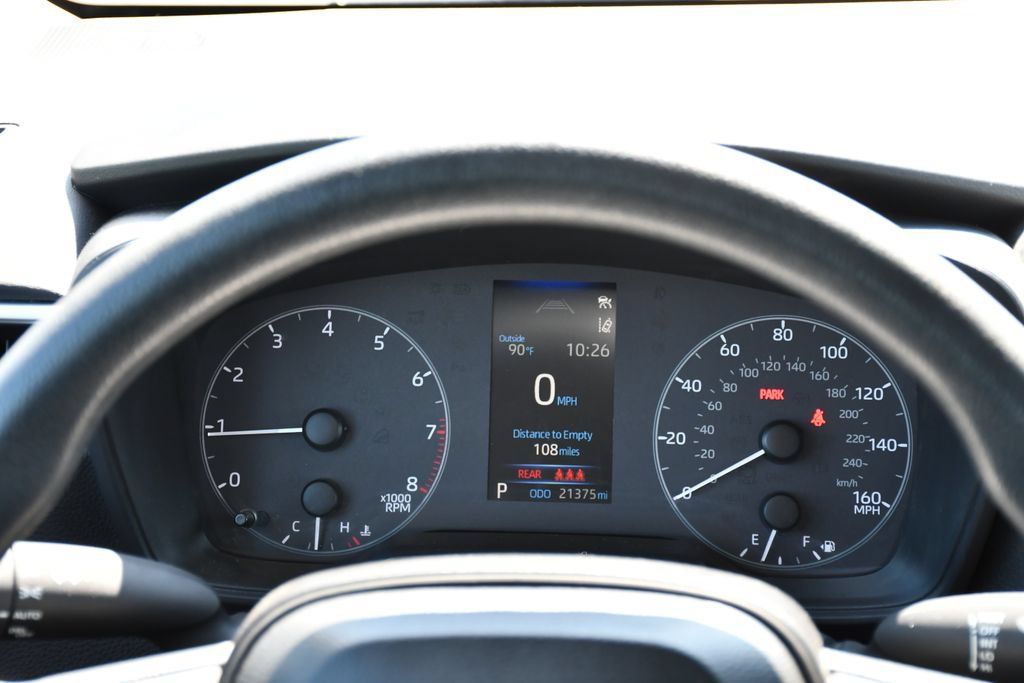Used 2025 Toyota Corolla LE FWD image 26