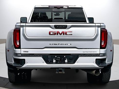Used 2023 GMC Sierra 3500 Denali w/ Denali Ultimate Package image 8