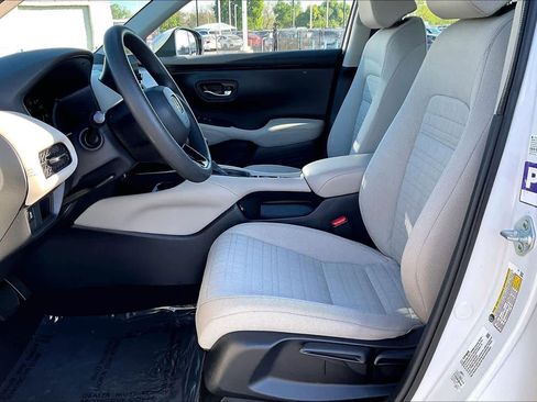 Used 2023 Honda HR-V LX image 7