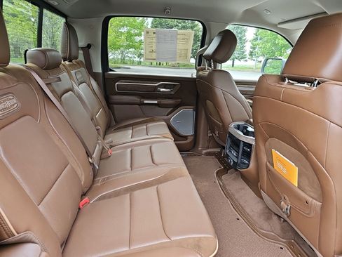 Used 2023 RAM 1500 Limited AWD/4WD image 16
