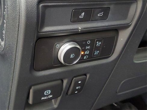 Used 2022 Ford Expedition Max Limited image 17