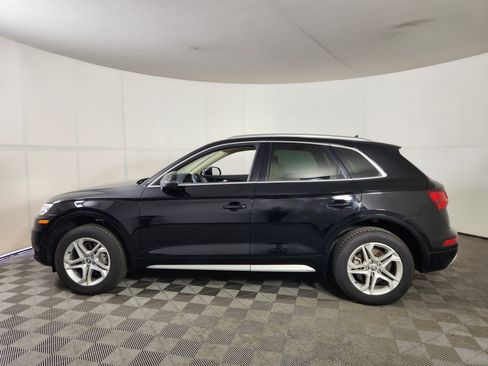 Used 2019 Audi Q5 2.0T Premium w/ Convenience Package AWD/4WD image 4