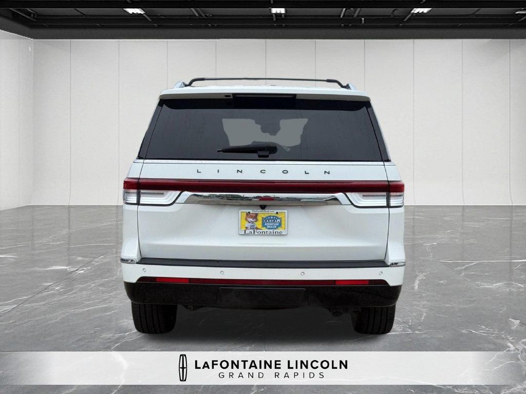 Certified 2023 Lincoln Navigator Black Label AWD/4WD image 4