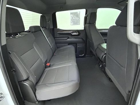 Used 2024 Chevrolet Silverado 1500 LT AWD/4WD image 18